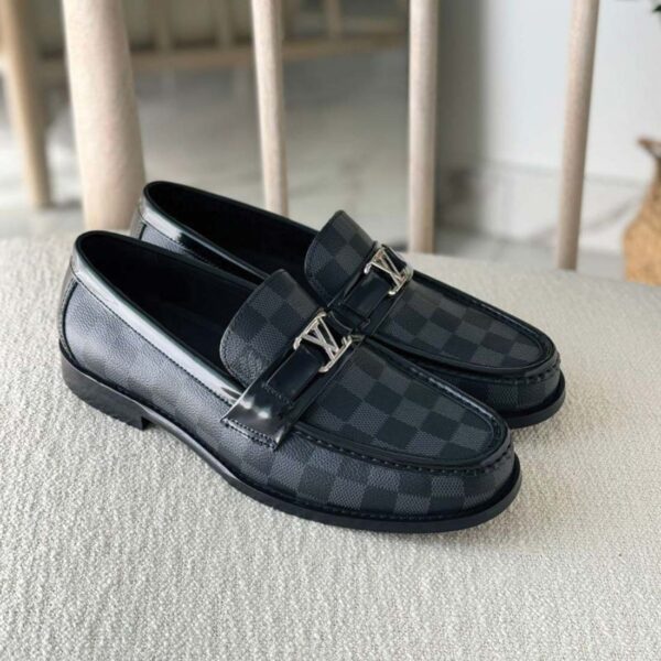 LOUIS VUITTON Major Loafer