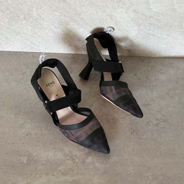 Fendi Colibrì Slingback Pumps – Black