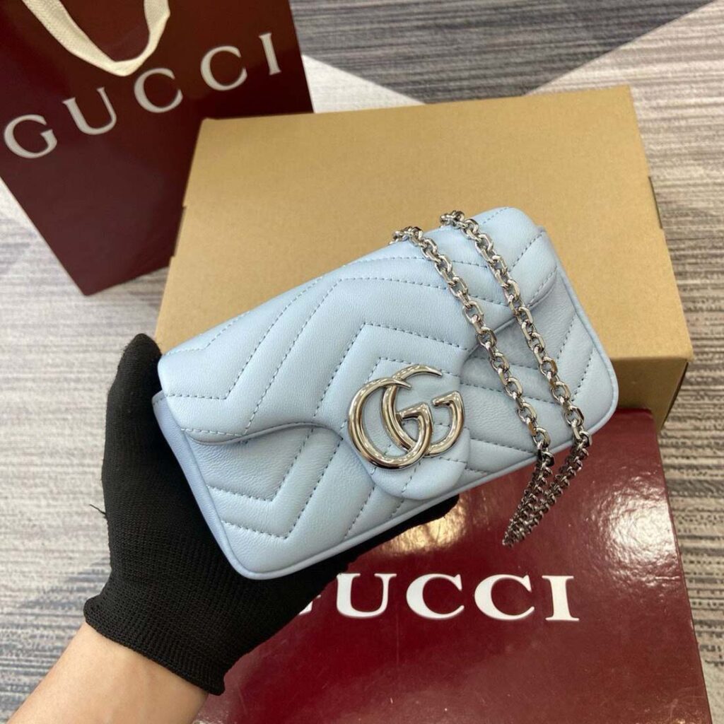 Gucci GG Marmont Super Mini Bag