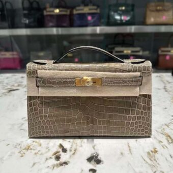 Hermès Kelly Pochette with Gold Hardware