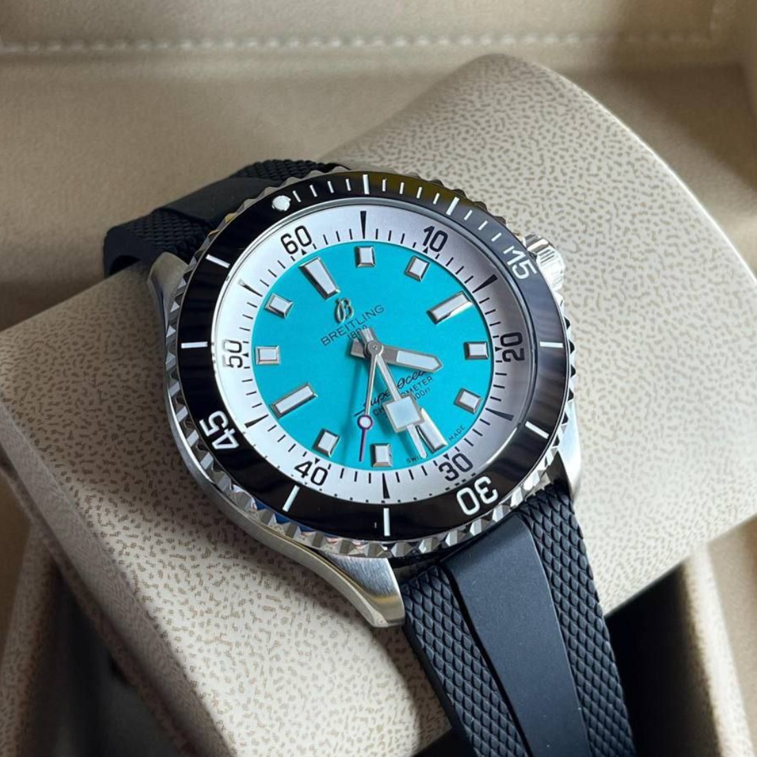 Breitling Superocean Automatic 44