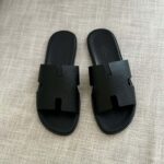 Hermès Izmir Sandal Black