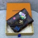 Louis Vuitton Monogram Illustrated Wallet - Image 2