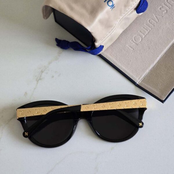 Louis Vuitton Petit Soupçon Sunglasses
