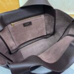 Saint Laurent Le 5 à 7 Supple Large Shoulder Bag