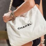 Chanel 22 Handbag