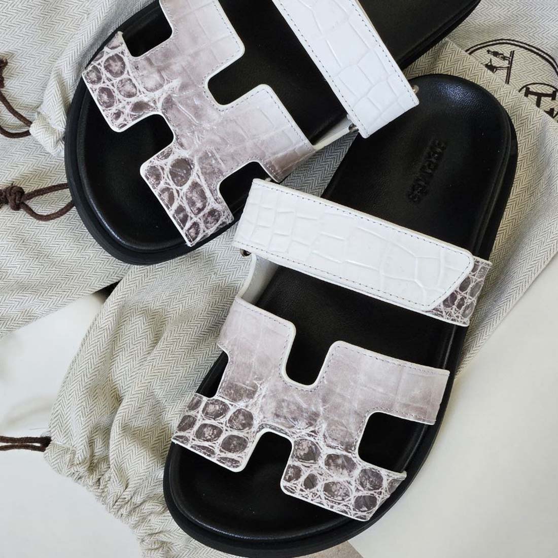 Hermès Chypre Sandals Himalaya