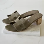 Hermès Oasis Sandal Olive