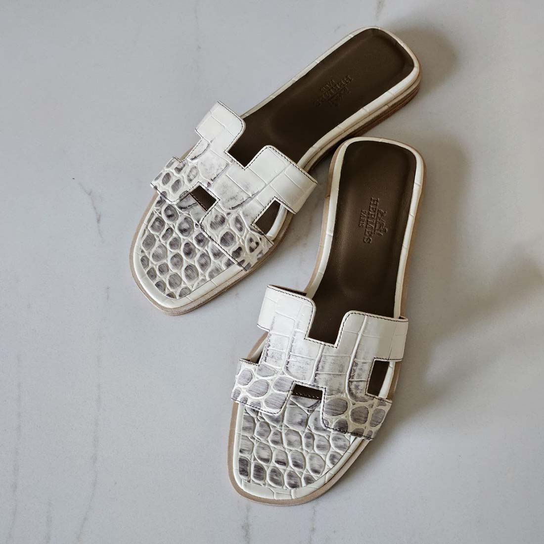 Hermès Oran Sandal White Gradient Croc-Pattern