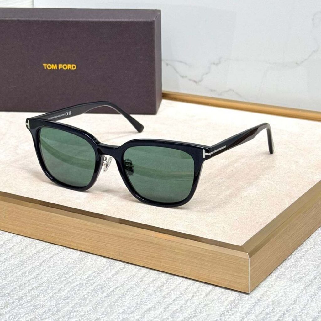 Tom Ford FT1081 Frances Sunglasses