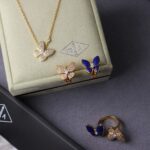 Van Cleef & Arpels Two Butterfly Full Set