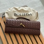 Bottega-Andiamo-Clutch-charcoal-Brown