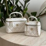Chanel Makeup Bag with handle - Image 9