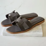 Hermes-Oran-Sandal-Hard-Leather-Etoupe