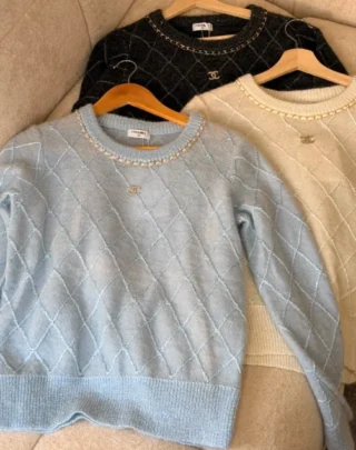 Chanel Diamond Quilted Chain-Trim Knit Pullover Lavender