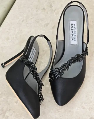 Manolo Blahnik Balenciaga Slingback Pumps Black 2