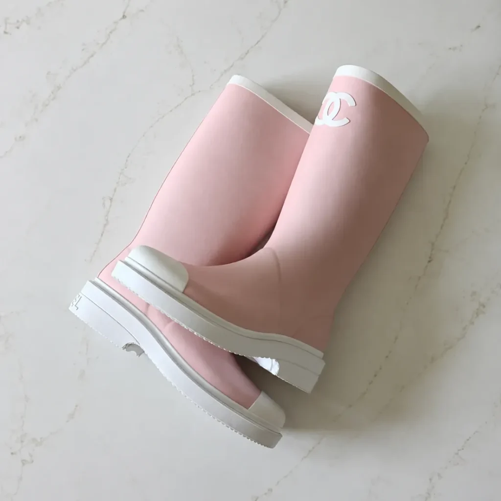 Chanel CC Logo Caoutchouc High Rain Boots Pink 2